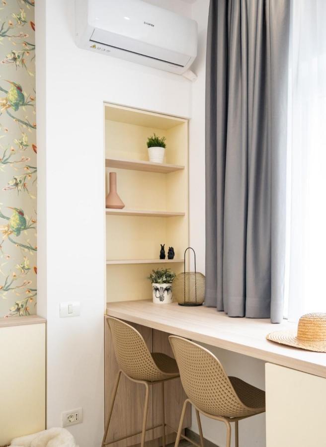 Executive Suites In Center Bukares Bagian luar foto